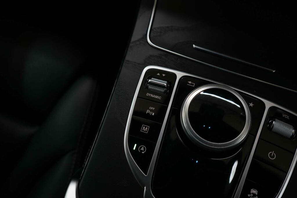 Mercedes-Benz GLC Class Black #27