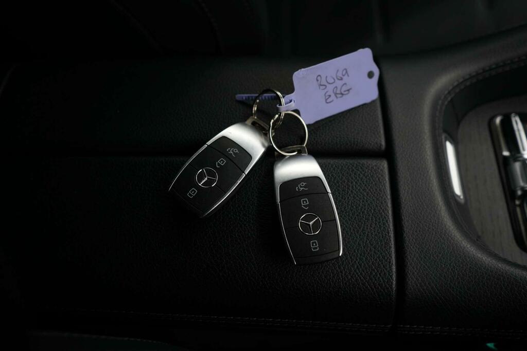 Mercedes-Benz GLE Class 450 Amg Line Premium Blue #25