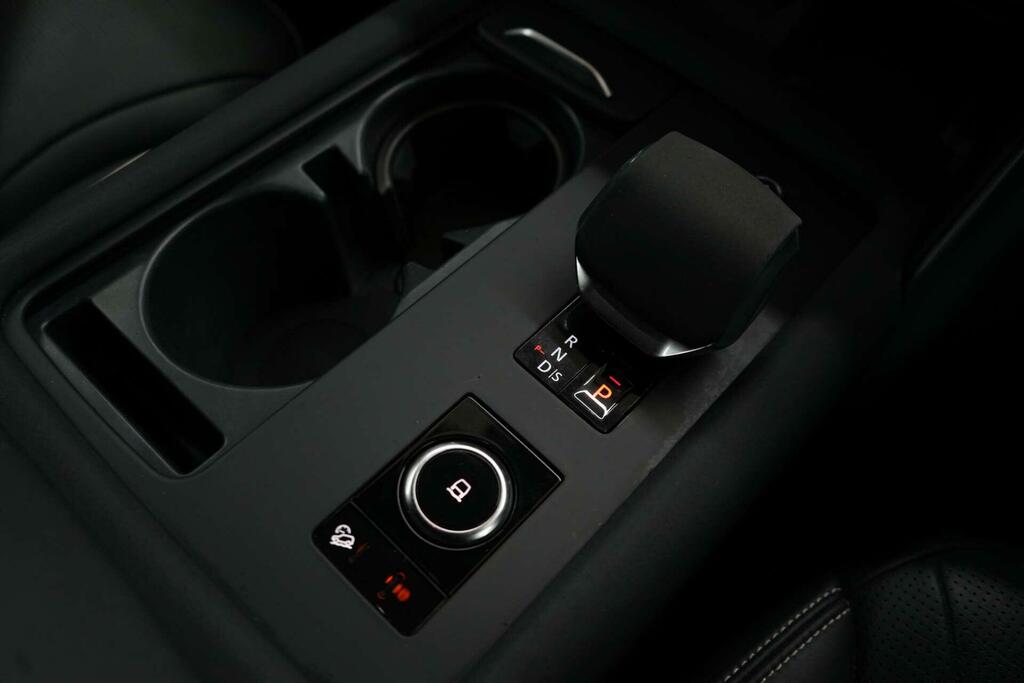 Land Rover Discovery 3.0 D250 R-dynamic S Blue #29