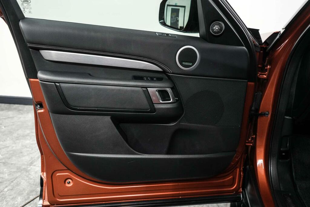 Land Rover Discovery 3.0 D250 R-dynamic S Blue #18