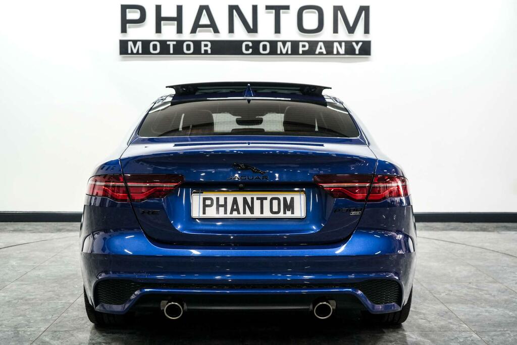 Jaguar XE R-dynamic Se Blue #4