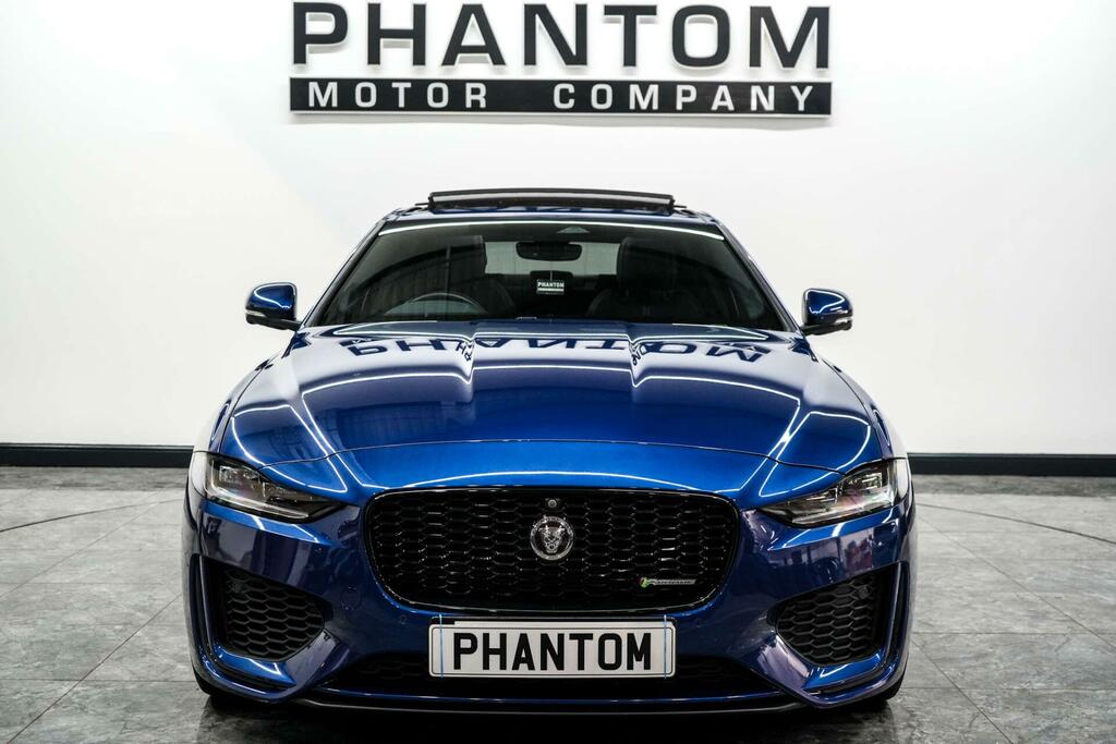 Jaguar XE R-dynamic Se Blue #2