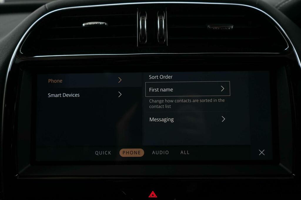 Jaguar XE Jaguar 2.0 D200 R-dynamic Black Saloon Black #37