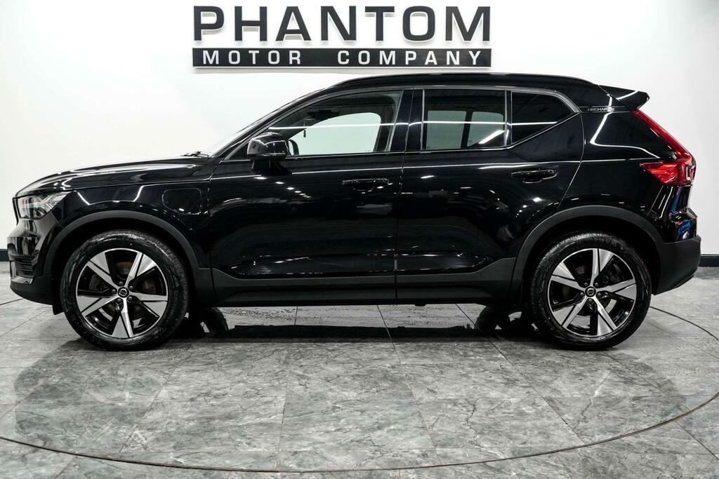 Volvo XC40 R-design Black #3