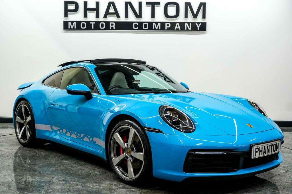 Porsche 911 992 Carrera 4S Blue