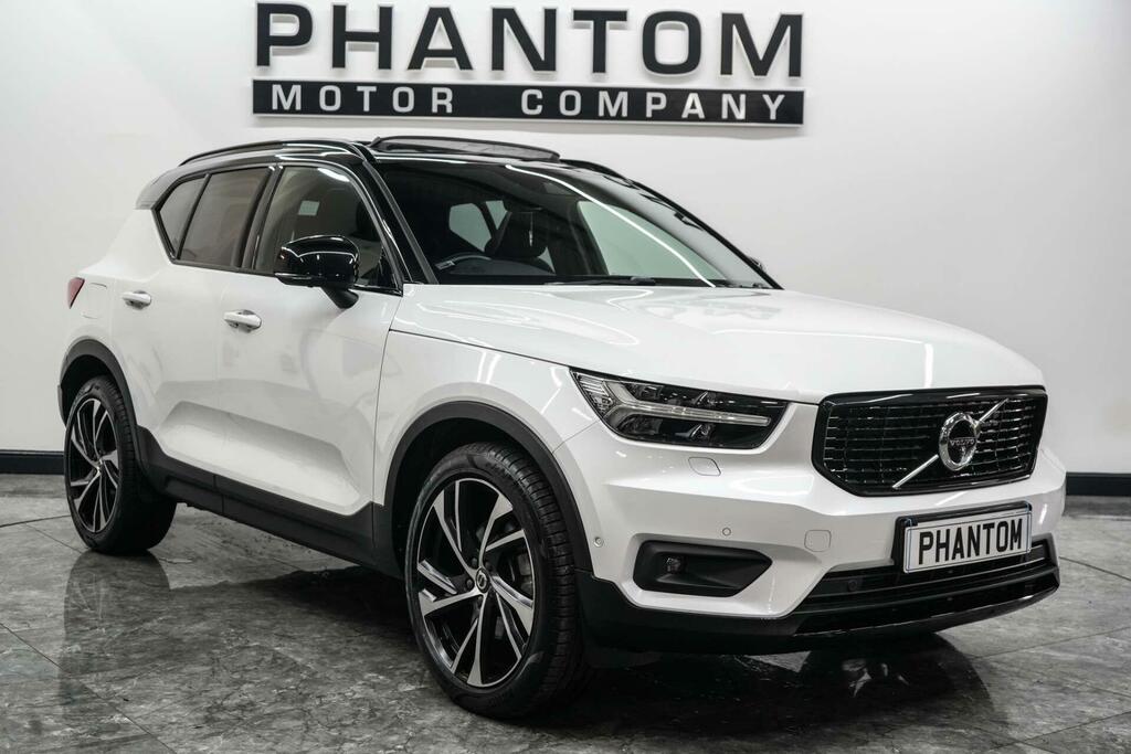 Volvo XC40 R-design White
