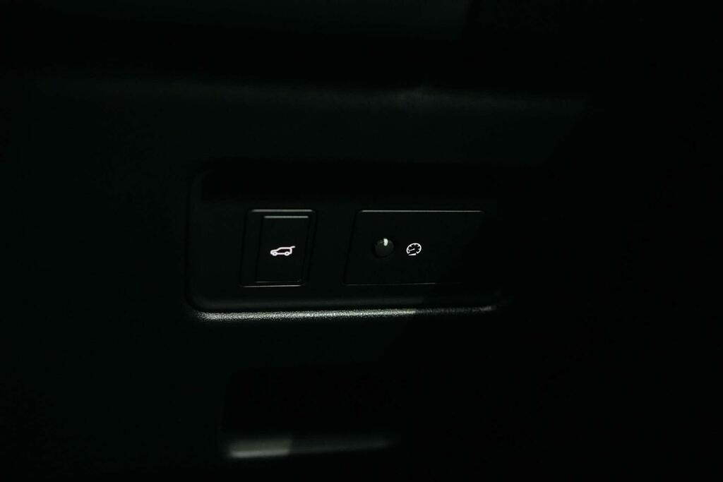 Land Rover Discovery #42