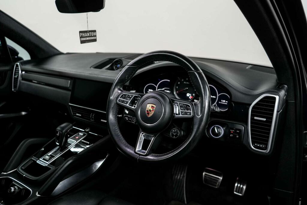 Porsche Cayenne Turbo Tiptronic S 5 Seat Black #13