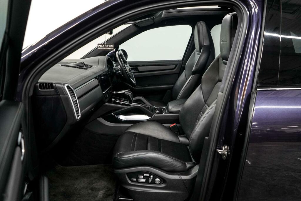 Porsche Cayenne Turbo Tiptronic S 5 Seat Black #16