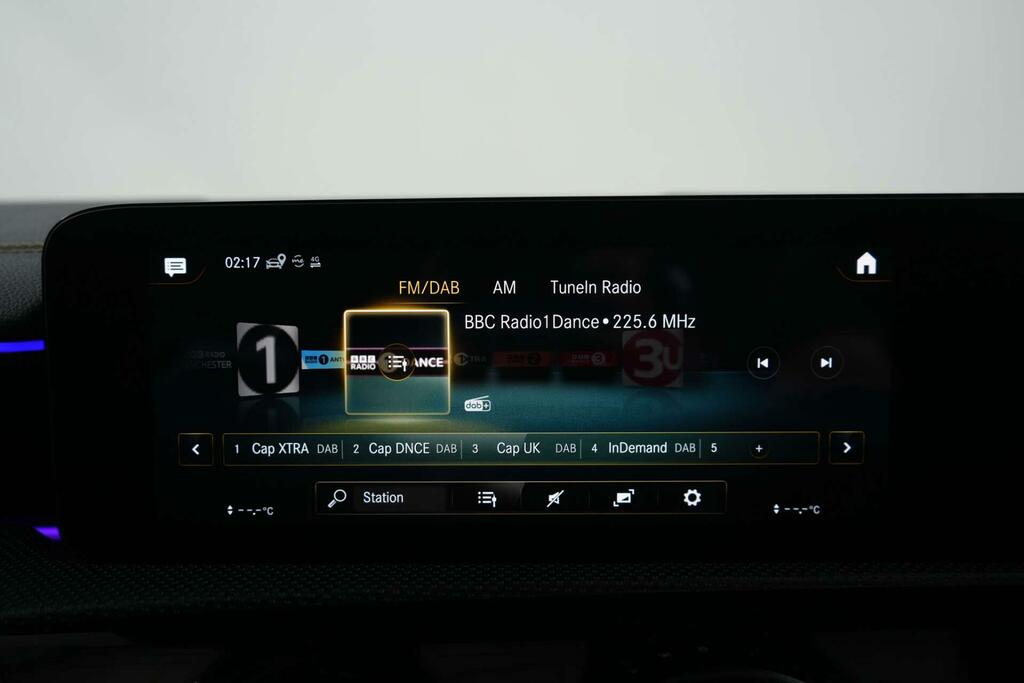 Mercedes-Benz CLA Class Cla 250E Amg Line Premium Plus Tip Black #42