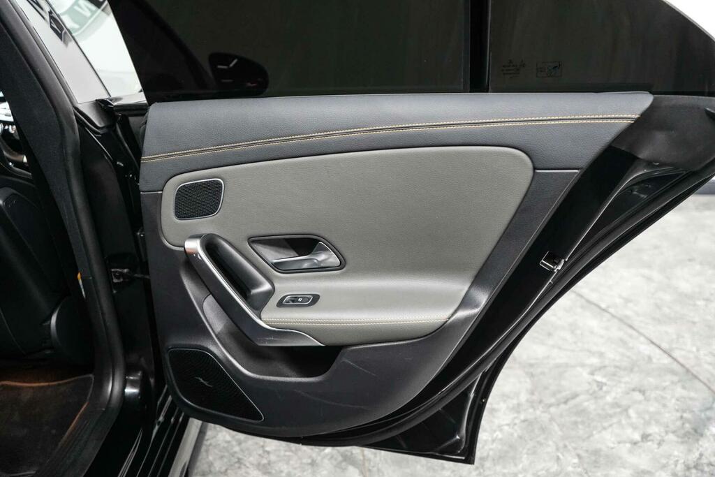 Mercedes-Benz CLA Class Cla 250E Amg Line Premium Plus Tip Black #22