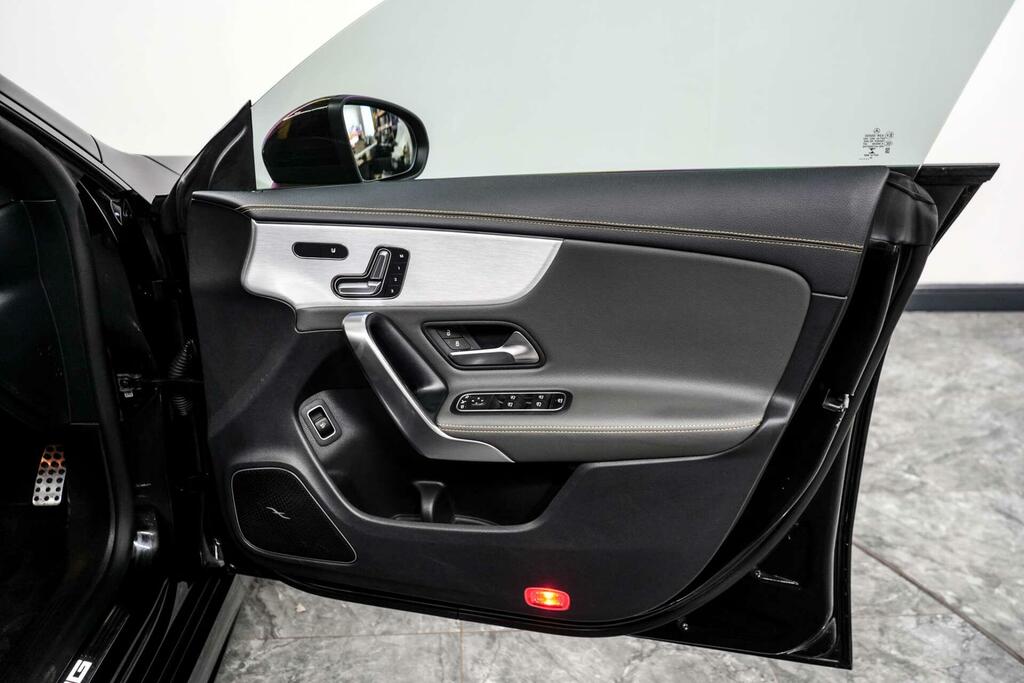 Mercedes-Benz CLA Class Cla 250E Amg Line Premium Plus Tip Black #24