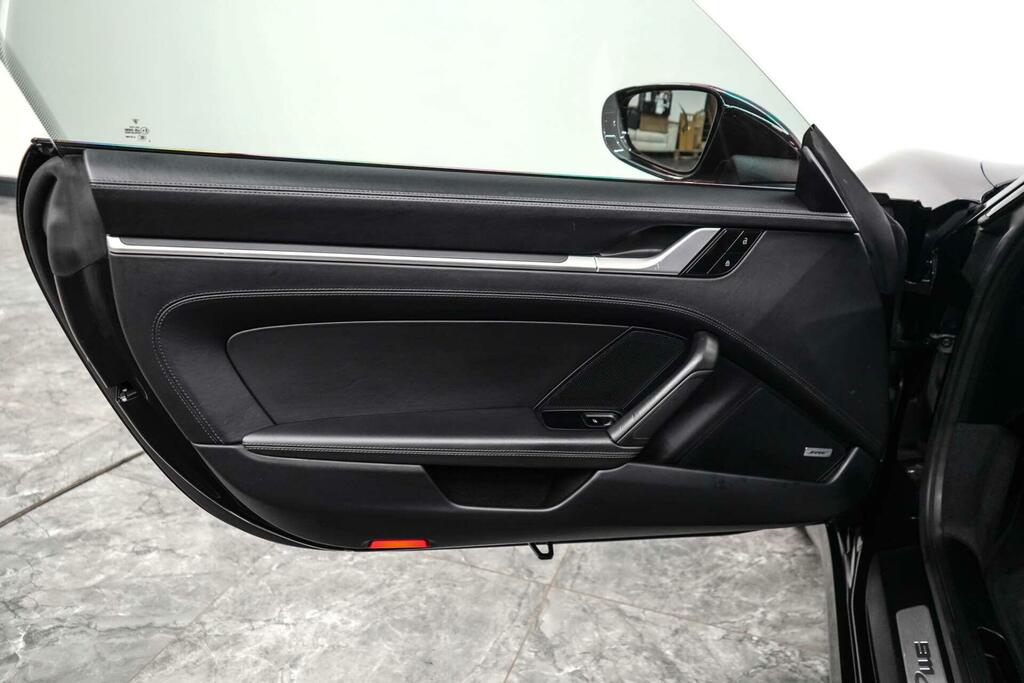 Porsche 911 3.7L 992 Turbo S Silver #17