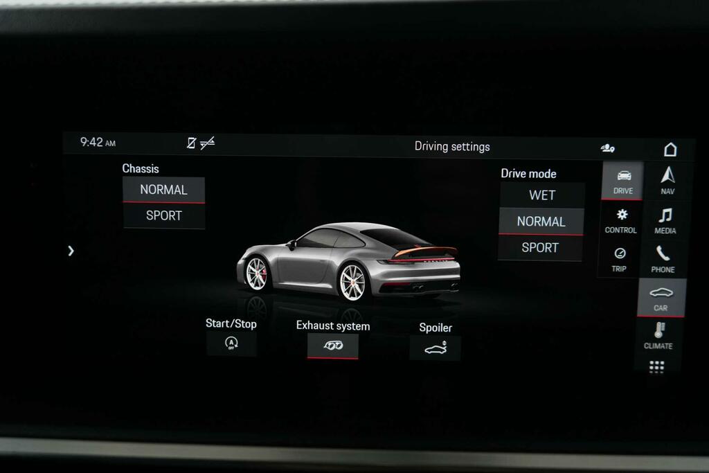 Porsche 911 3.7L 992 Turbo S Silver #31