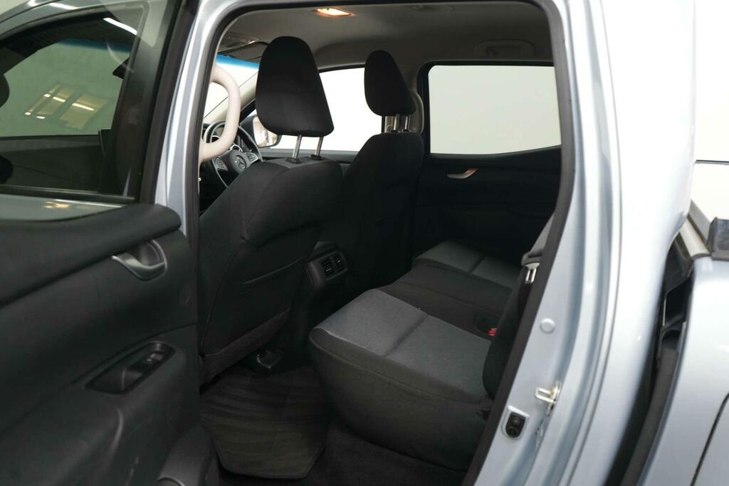 Mercedes-Benz X Class X250 Progressive D 4Matic White #16