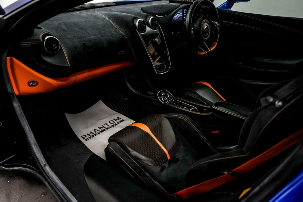 McLaren 570S V8 Ssg Convertible White #38