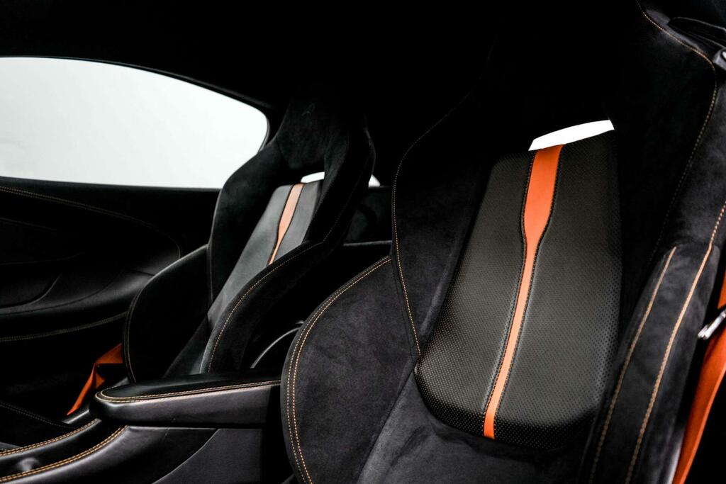 McLaren 570S V8 Ssg Convertible White #50