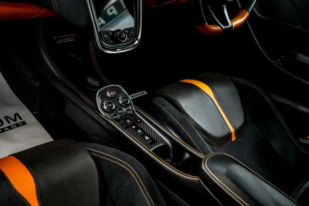 McLaren 570S V8 Ssg Convertible White #39