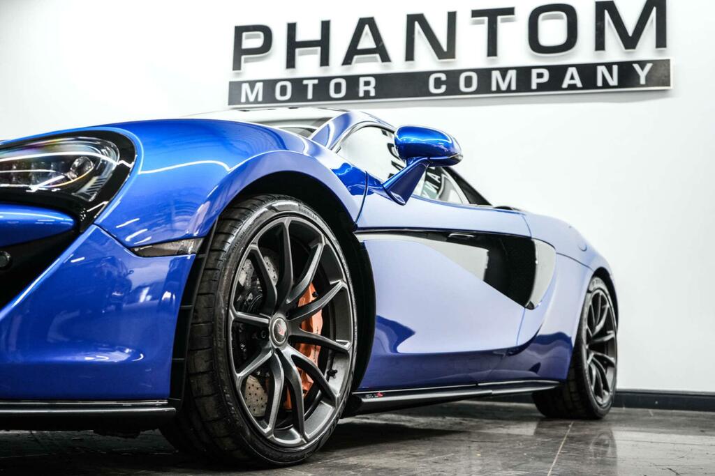 McLaren 570S V8 Ssg Convertible White #52