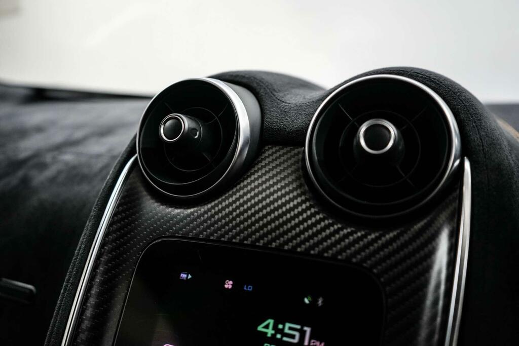 McLaren 570S V8 Ssg Convertible White #29