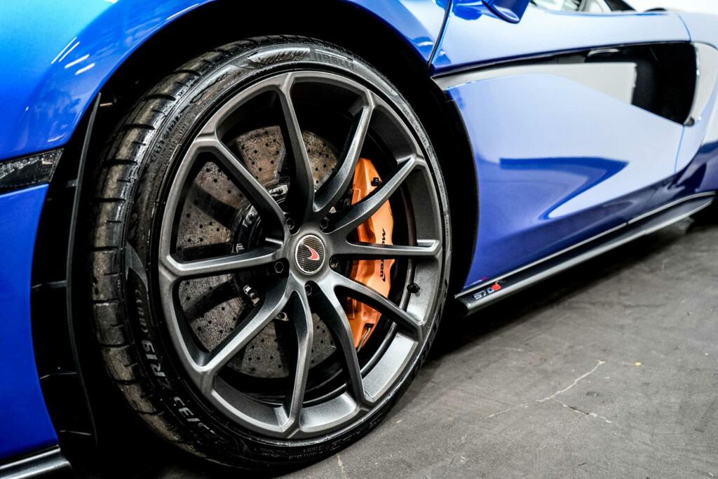 McLaren 570S V8 Ssg Convertible White #14