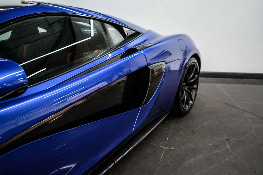 McLaren 570S V8 Ssg Convertible White #54