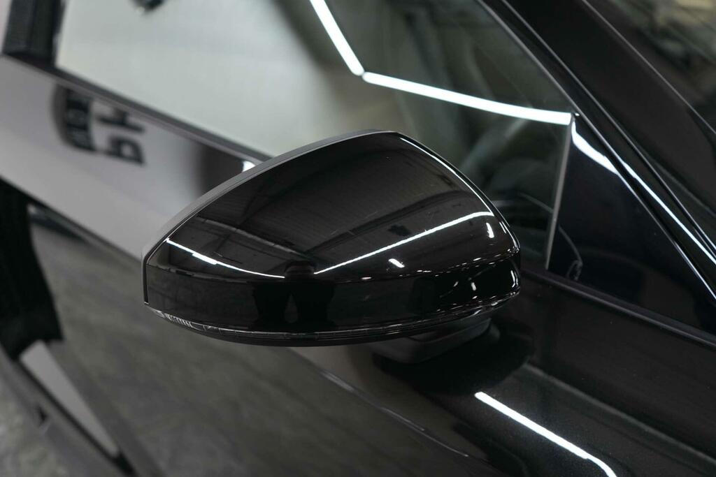 Audi R8 5.2 Fsi 570 V10 Performance Ed S Tronic Rwd Black #9
