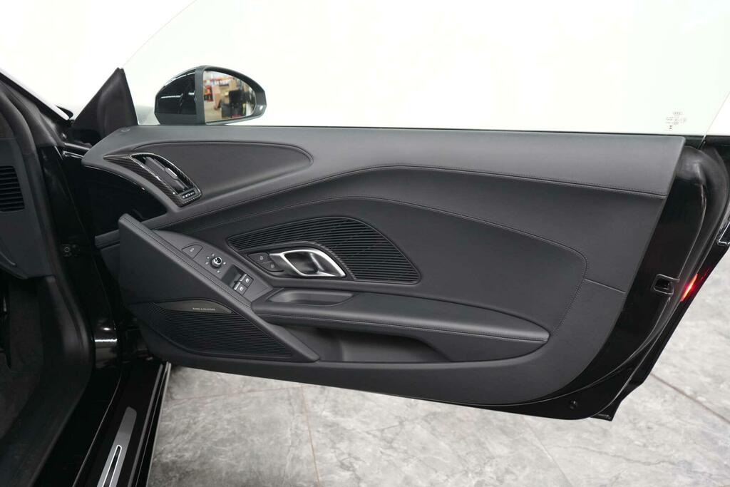 Audi R8 5.2 Fsi 570 V10 Performance Ed S Tronic Rwd Black #21