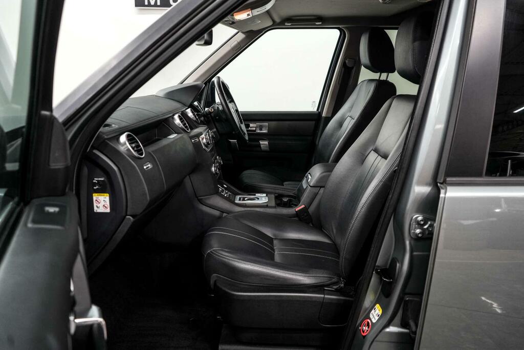 Land Rover Discovery 4 Suv Black #16