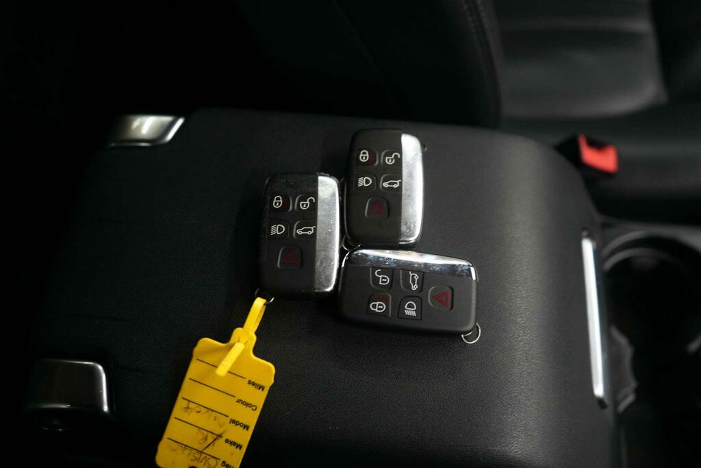 Land Rover Discovery 4 Suv Black #26
