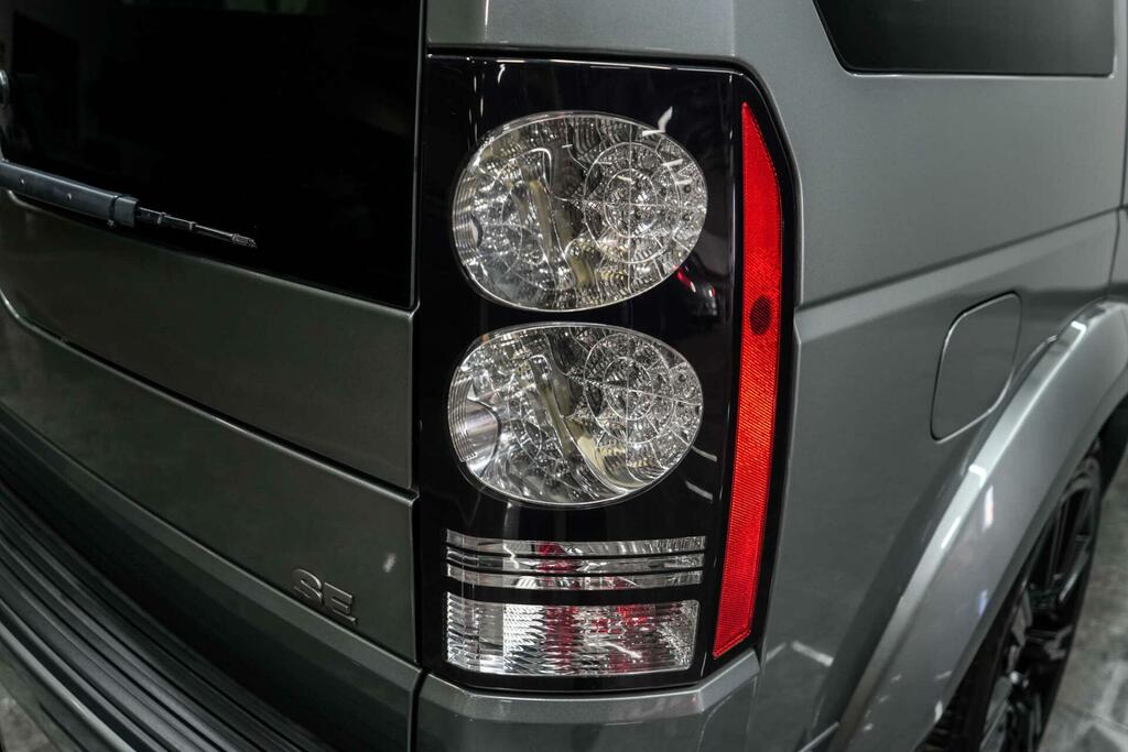 Land Rover Discovery 4 Suv Black #9