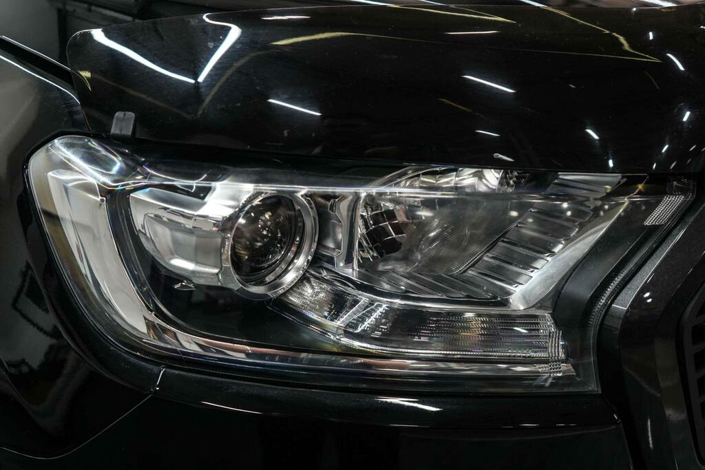 Ford Ranger Wildtrak Black #6