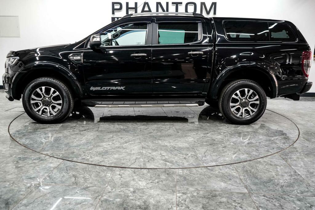 Ford Ranger Wildtrak Black #3