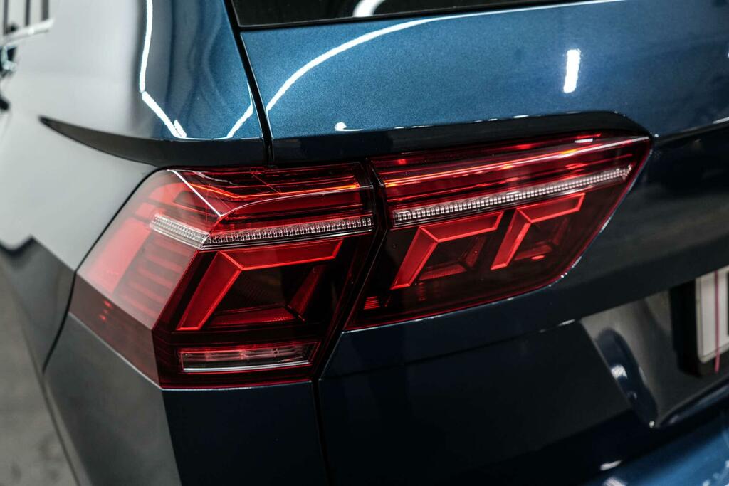 Volkswagen Tiguan Elegance Blue #6