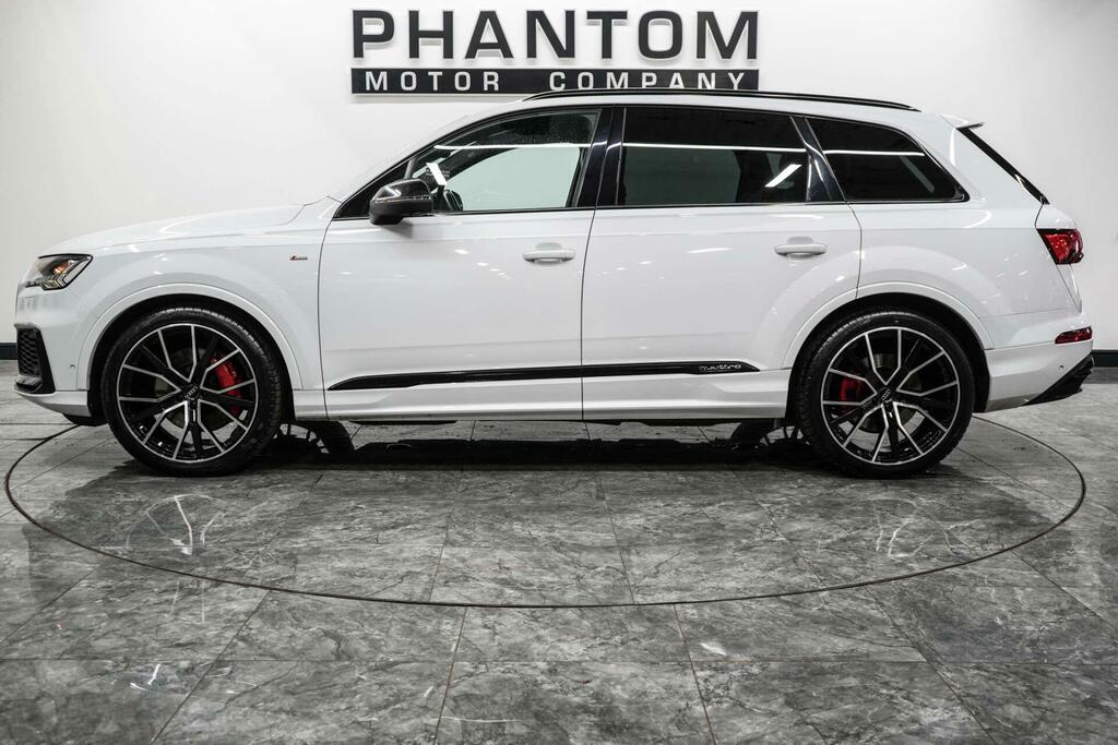 Audi Q7 S Line White #3