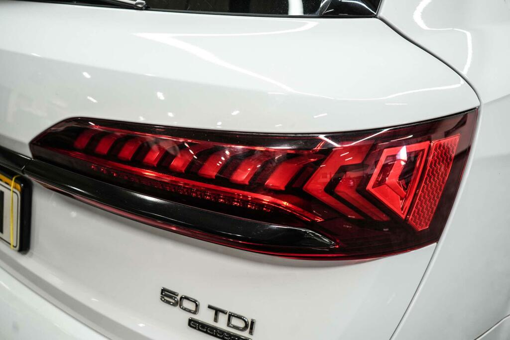 Audi Q7 Suv Black #9