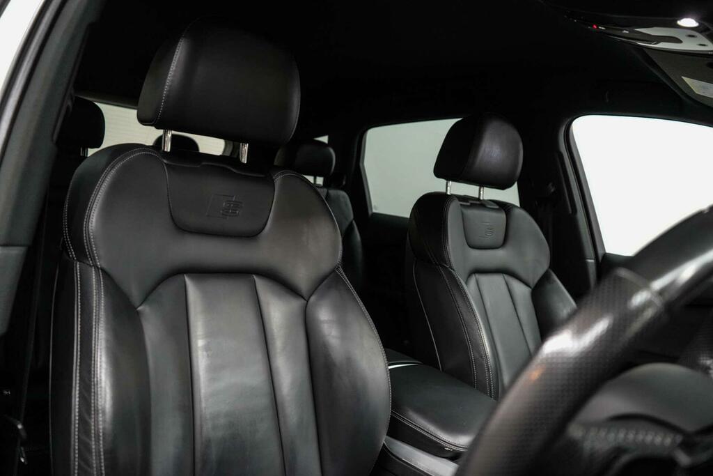 Audi Q7 Suv Black #13