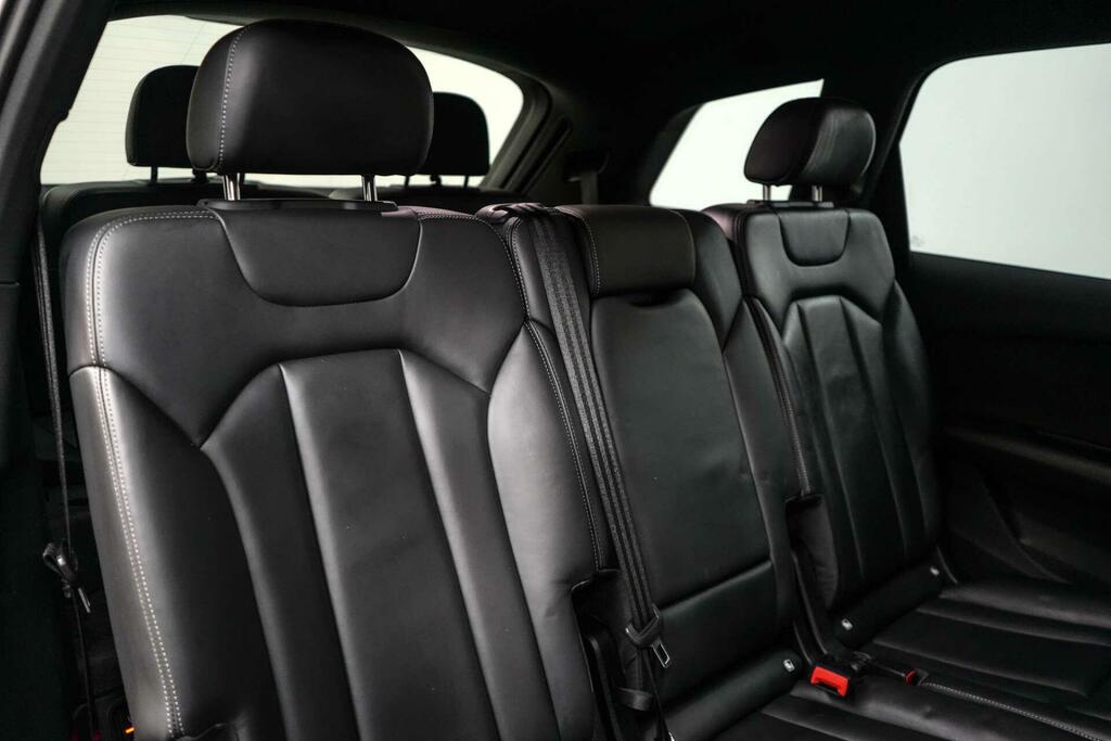 Audi Q7 Suv Black #23