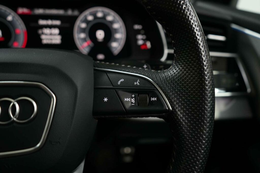 Audi Q7 Suv Black #46