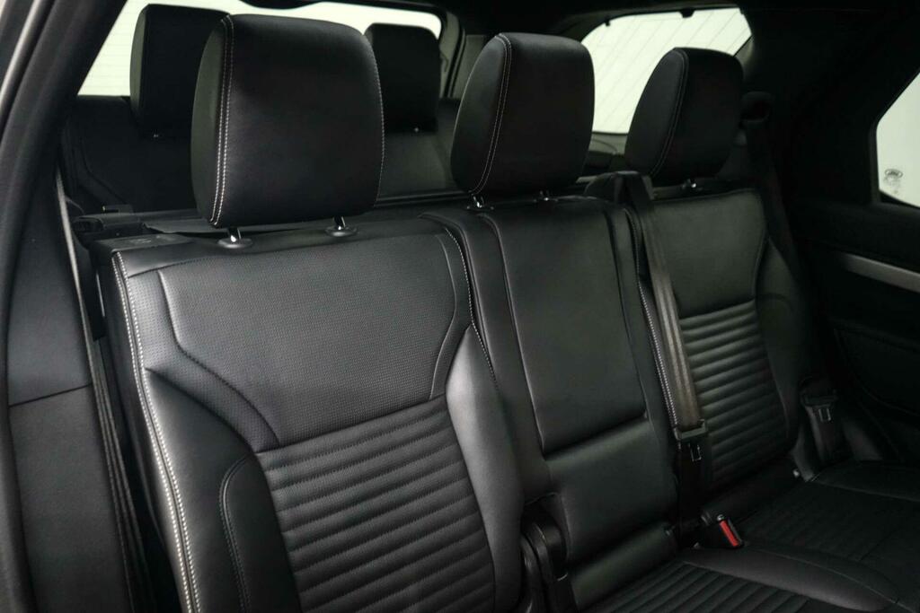 Land Rover Discovery R-dynamic Se Red #24