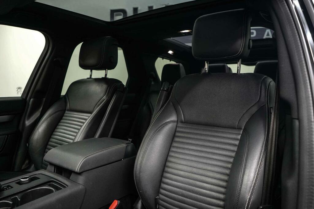 Land Rover Discovery R-dynamic Se Red #15