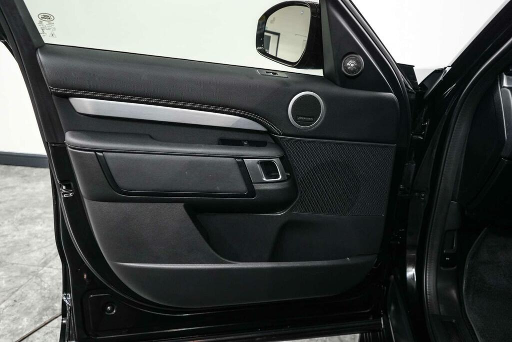 Land Rover Discovery R-dynamic Se Red #18