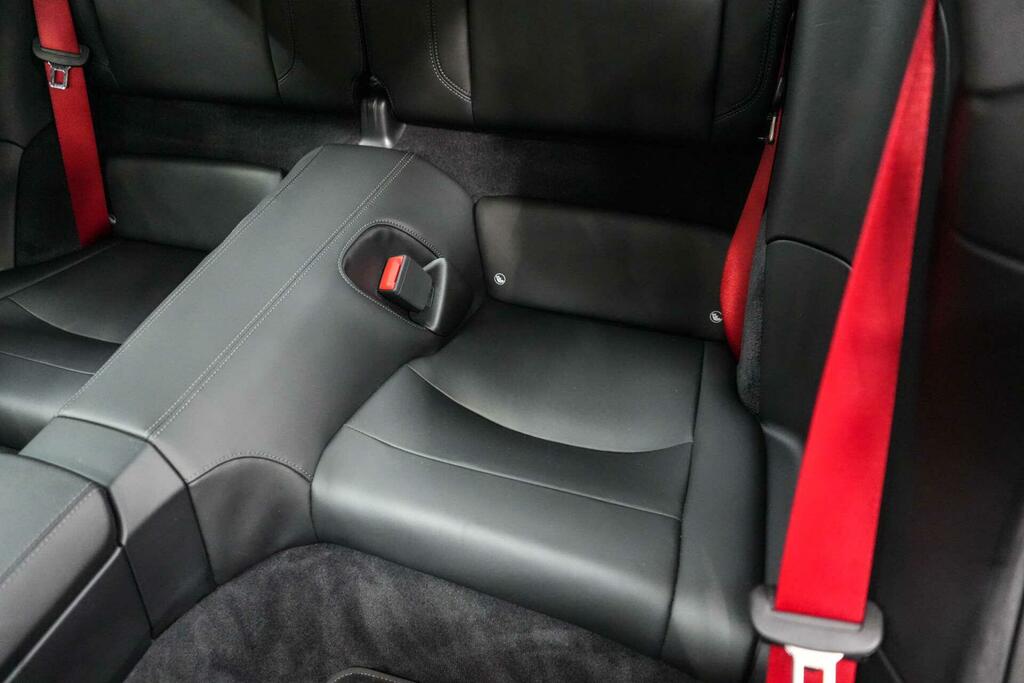 Porsche 911 3L 992 Carrera 4 Black #18