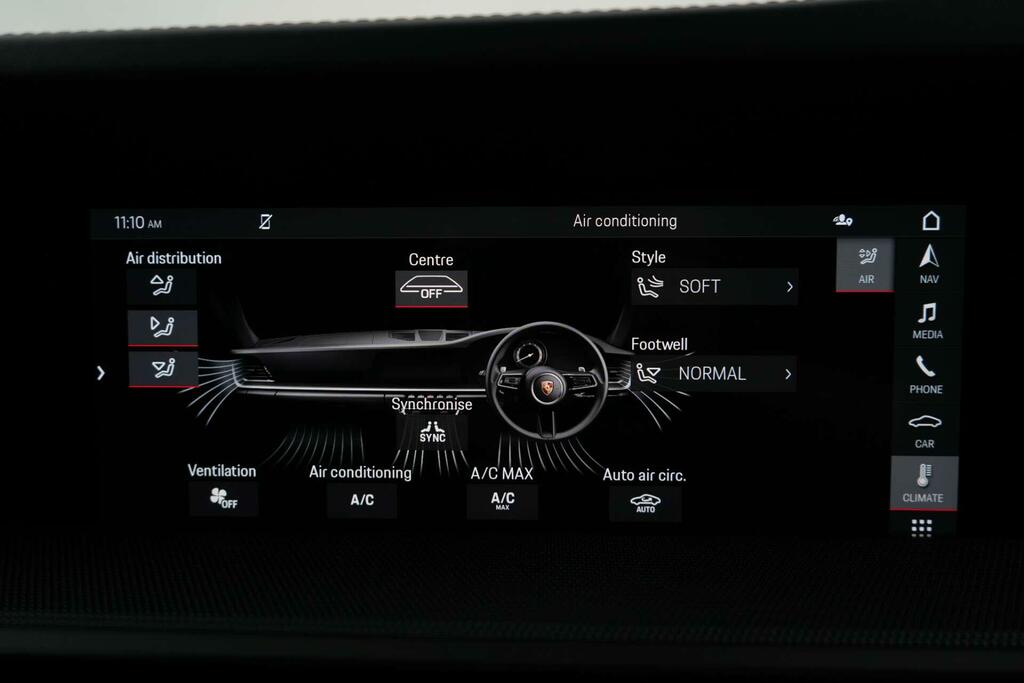 Porsche 911 3L 992 Carrera 4 Black #34