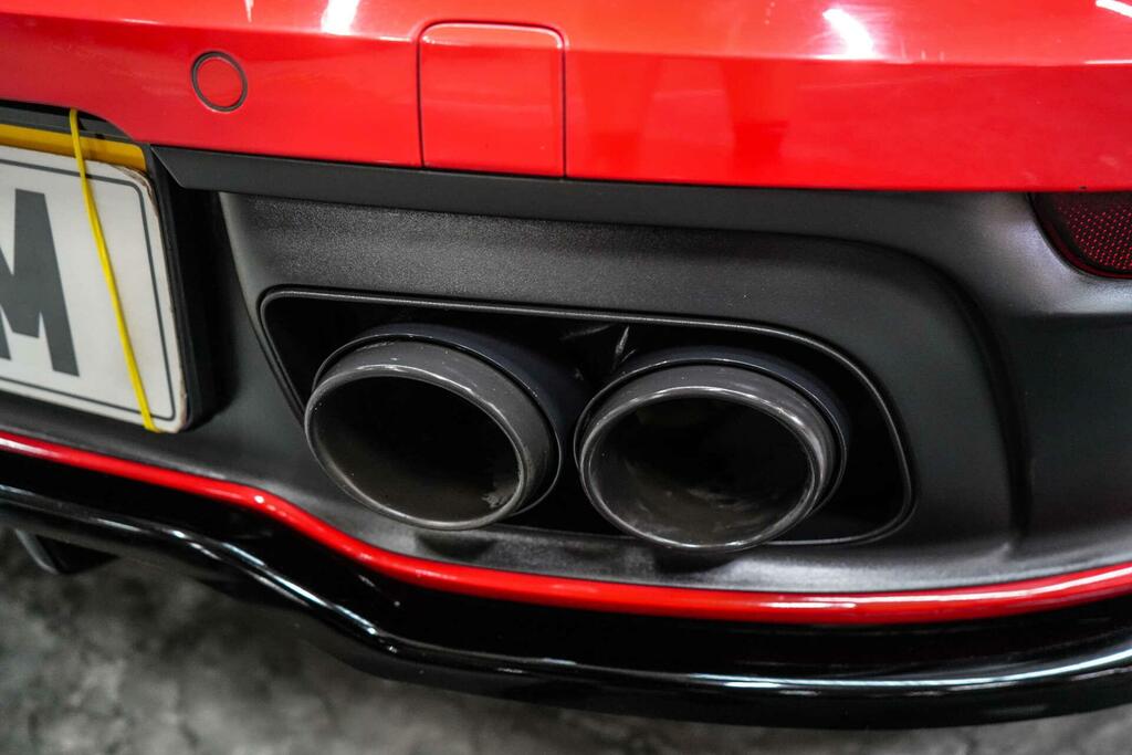 Porsche 911 3L 992 Carrera 4 Black #8