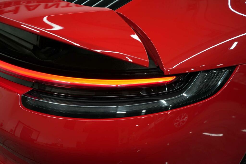 Porsche 911 3L 992 Carrera 4 Black #46