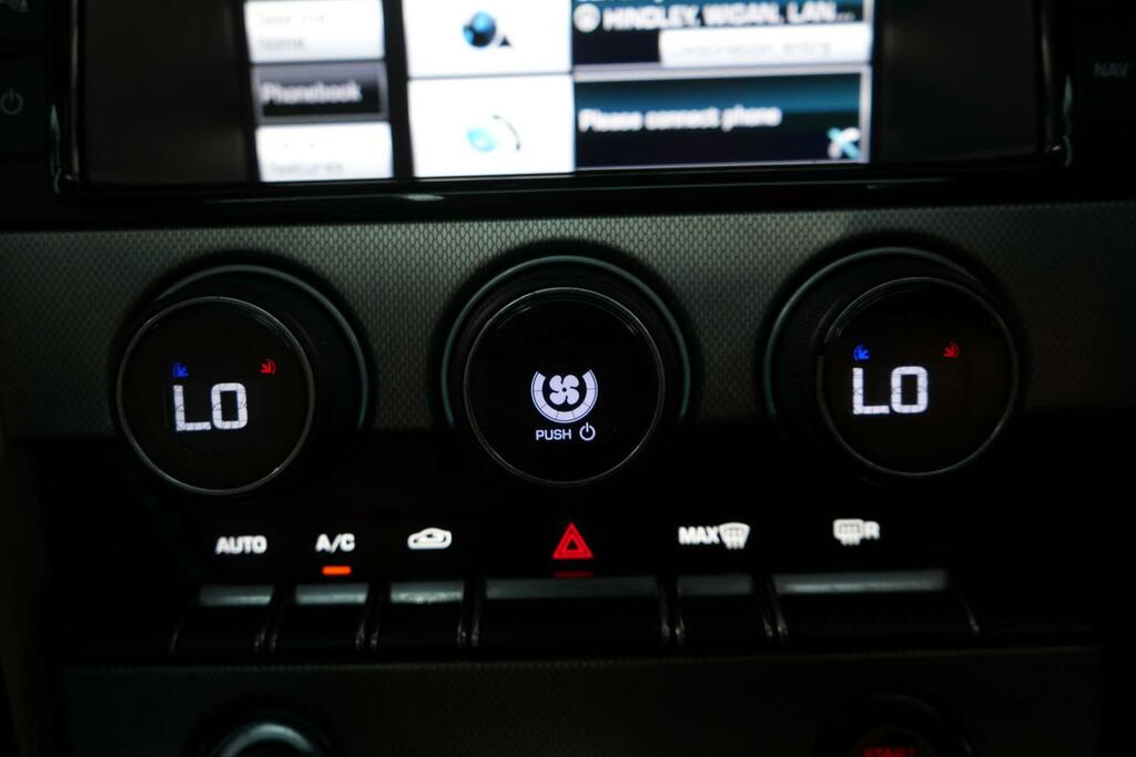 Jaguar F-Type 3.0 V6 Coupe Euro 5 Ss 340 Ps Black #23