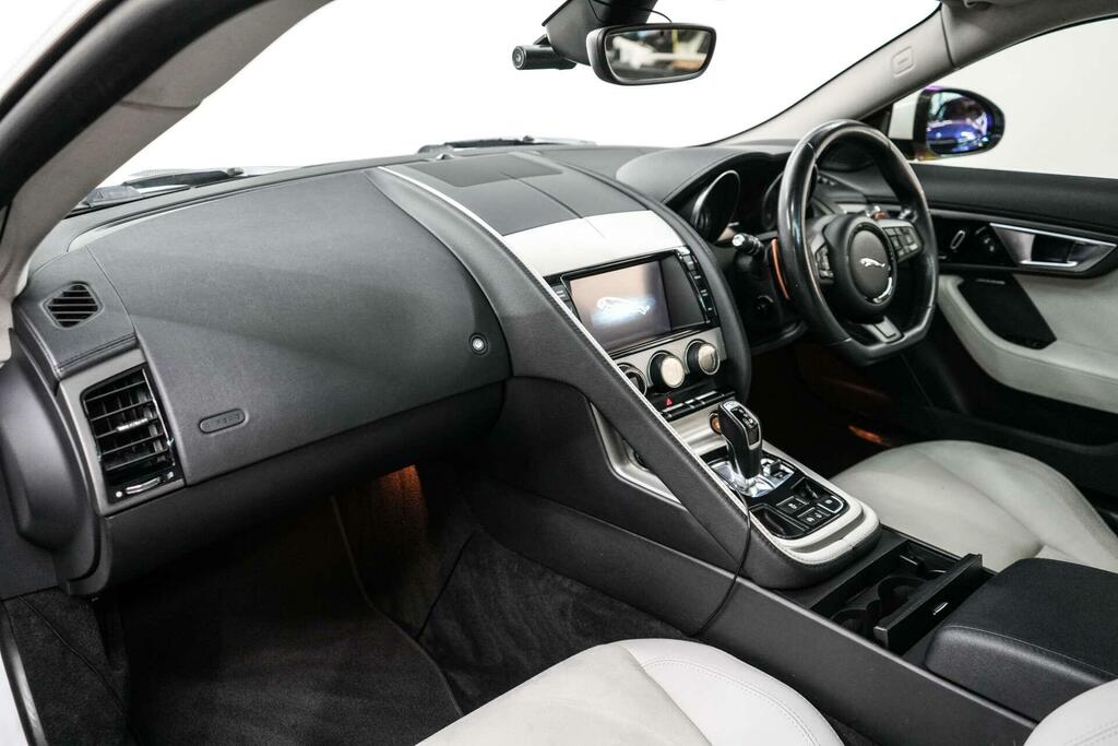 Jaguar F-Type 3.0 V6 Coupe Euro 5 Ss 340 Ps Black #14