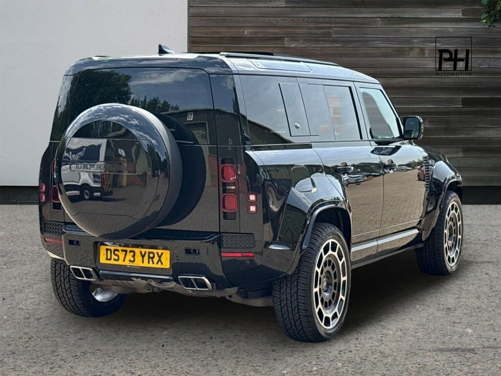 Land Rover Defender 3L Xs Edition DS73YRX Black #3