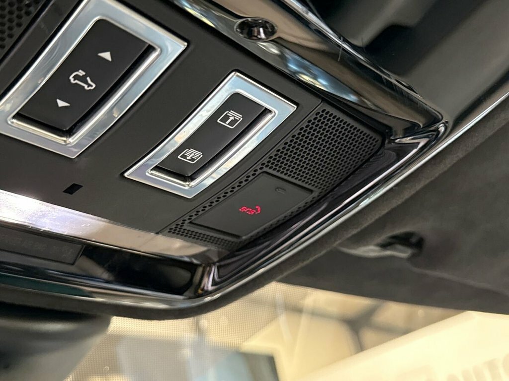 Land Rover Range Rover Velar R-dynamic Hse Grey #37
